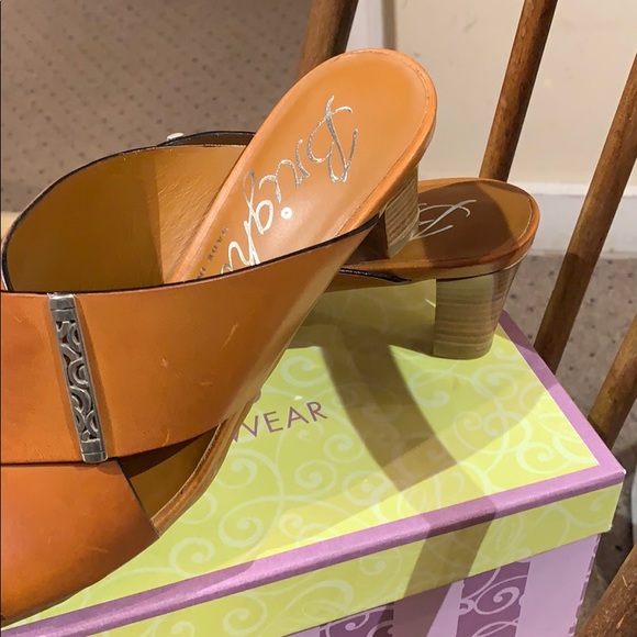 Brighton Tiegs sandal - Picture 2 of 7